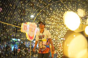 BIB: 
                            <button type="button" onclick="openModal(21750463)" class="btn btn-primary btn-sm float-right btn-popup" data-toggle="modal" data-target=".modal-high-quality">
                        <i class="fas fa-shopping-cart"></i> Add to Cart
                    </button>
                                            <button type="button" onclick="isThisMe(21750463, true)" class="btn btn-success btn-sm float-right btn-popup btn-isme hidden" data-toggle="tooltip" data-placement="bottom" title="นี่คือรูปของคุณใช่ไหม คลิกที่นี่เพื่อเอาเข้าอัลบั้ม">
                        <i class="fas fa-plus"></i> Add to album
                    </button>
                    <button type="button" onclick="isThisMe(21750463, false)" class="btn btn-warning btn-sm float-right btn-popup btn-isnotme hidden">
                        <i class="fas fa-ban"></i> Remove from album
                    </button>